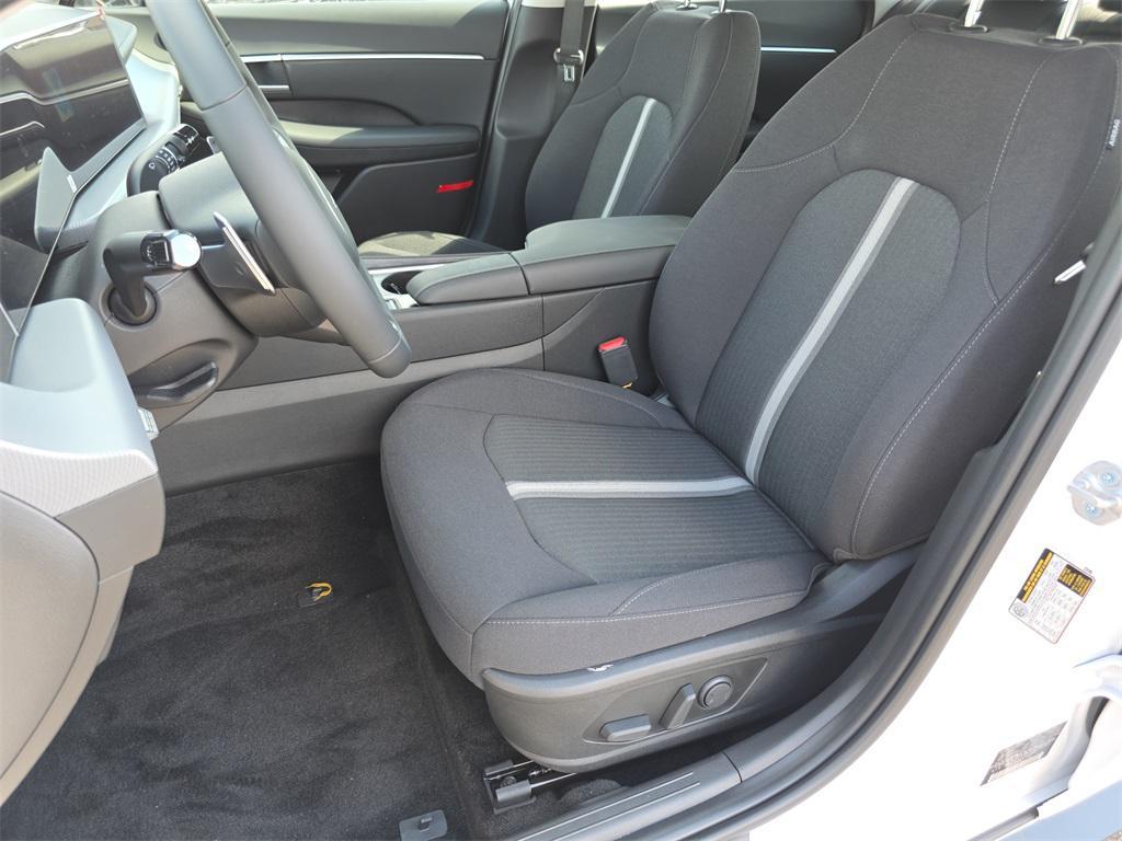 new 2026 Hyundai Sonata car, priced at $27,673