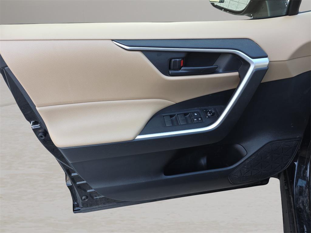 used 2019 Toyota RAV4 car, priced at $18,566