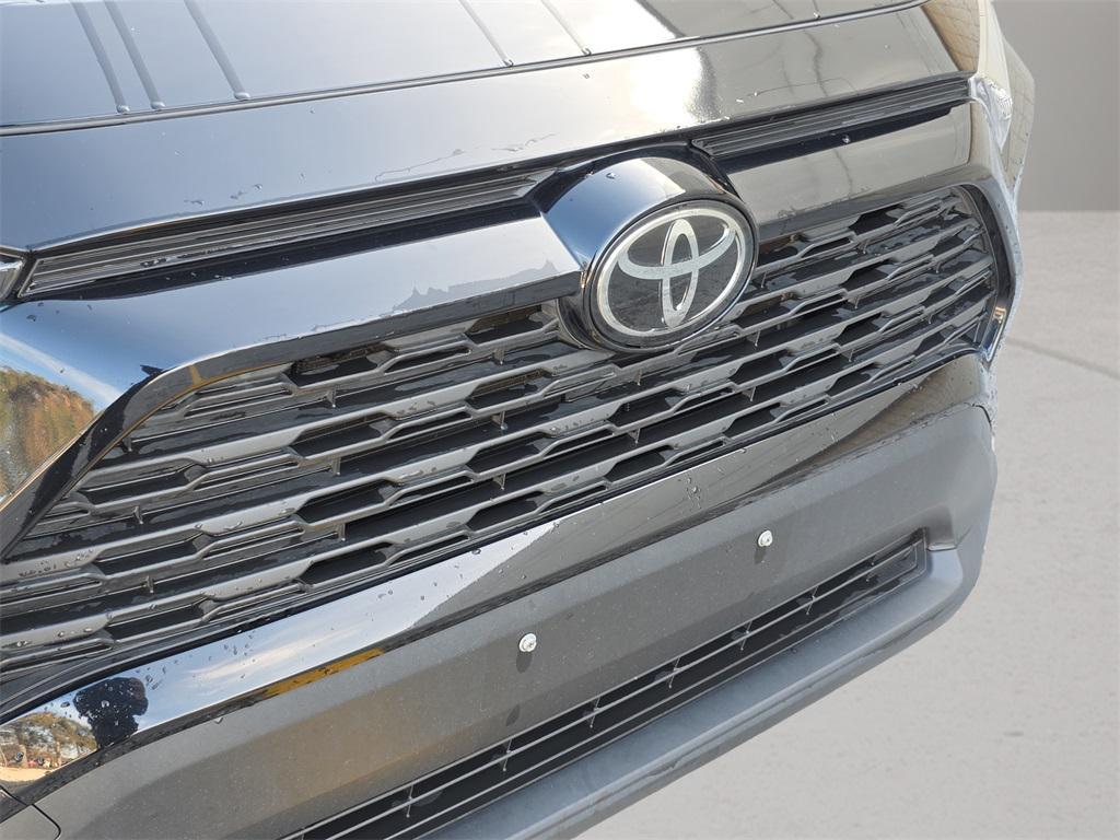 used 2019 Toyota RAV4 car, priced at $18,566