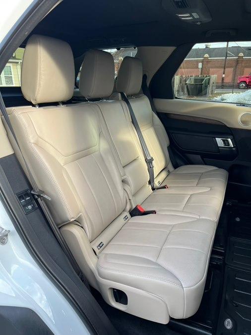 used 2018 Land Rover Discovery car, priced at $14,987
