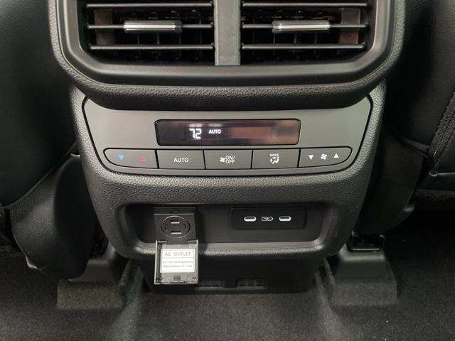 new 2025 Honda Pilot car, priced at $50,895