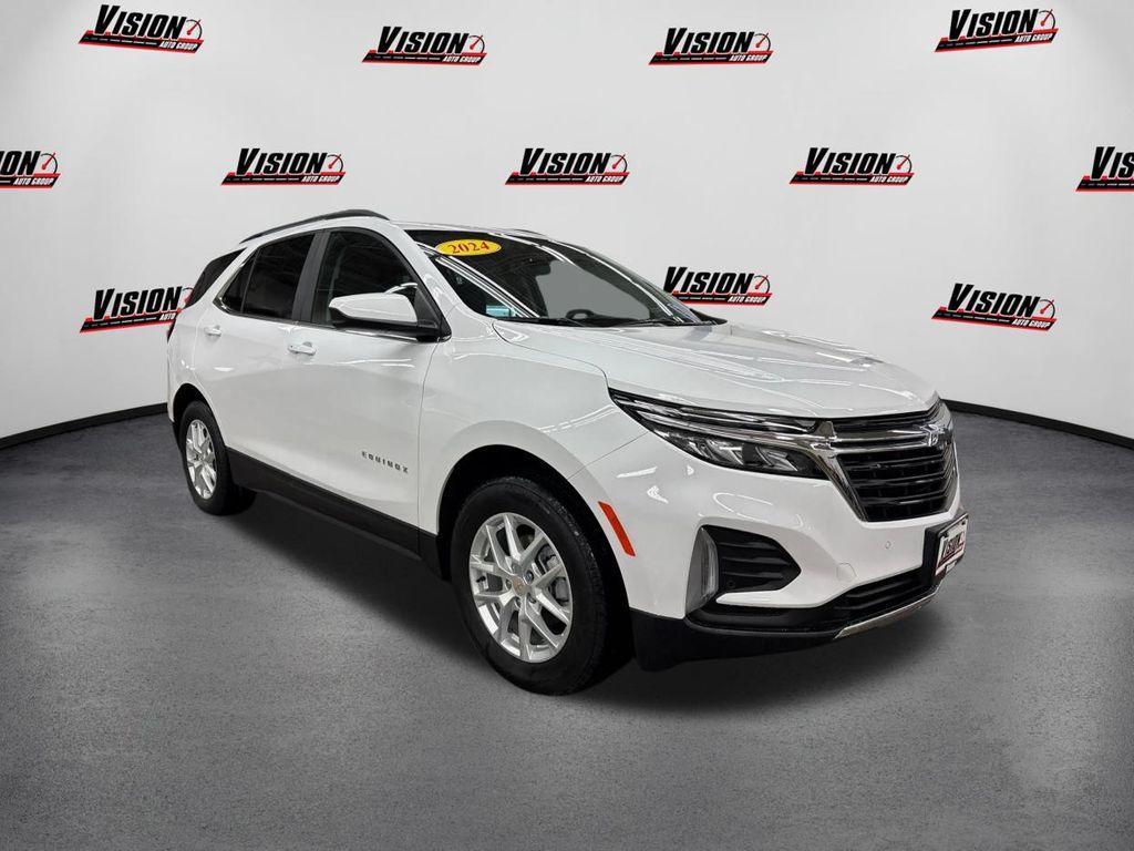 used 2024 Chevrolet Equinox car, priced at $25,375