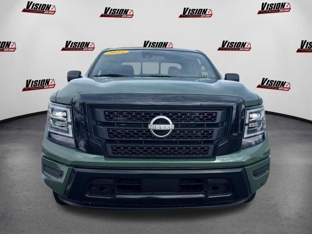 used 2024 Nissan Titan car, priced at $36,514