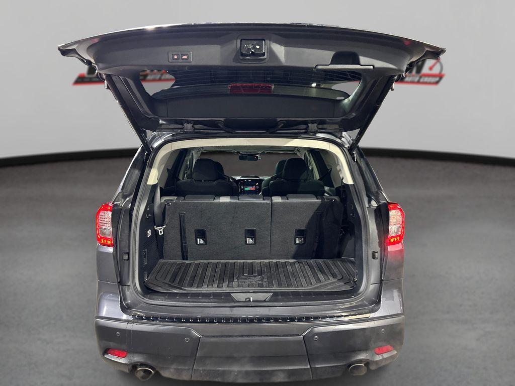 used 2023 Subaru Ascent car, priced at $31,871