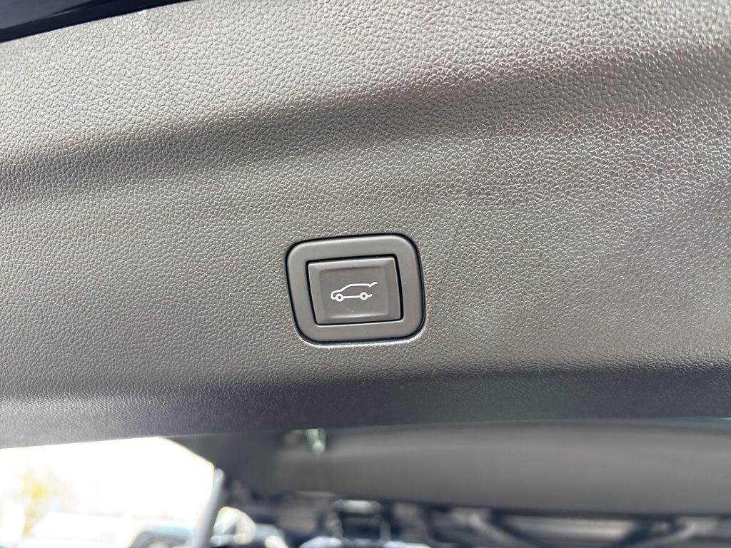 used 2024 Chevrolet Tahoe car, priced at $66,250