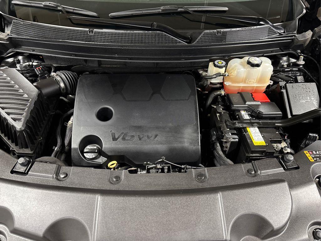 used 2018 Chevrolet Traverse car, priced at $15,277