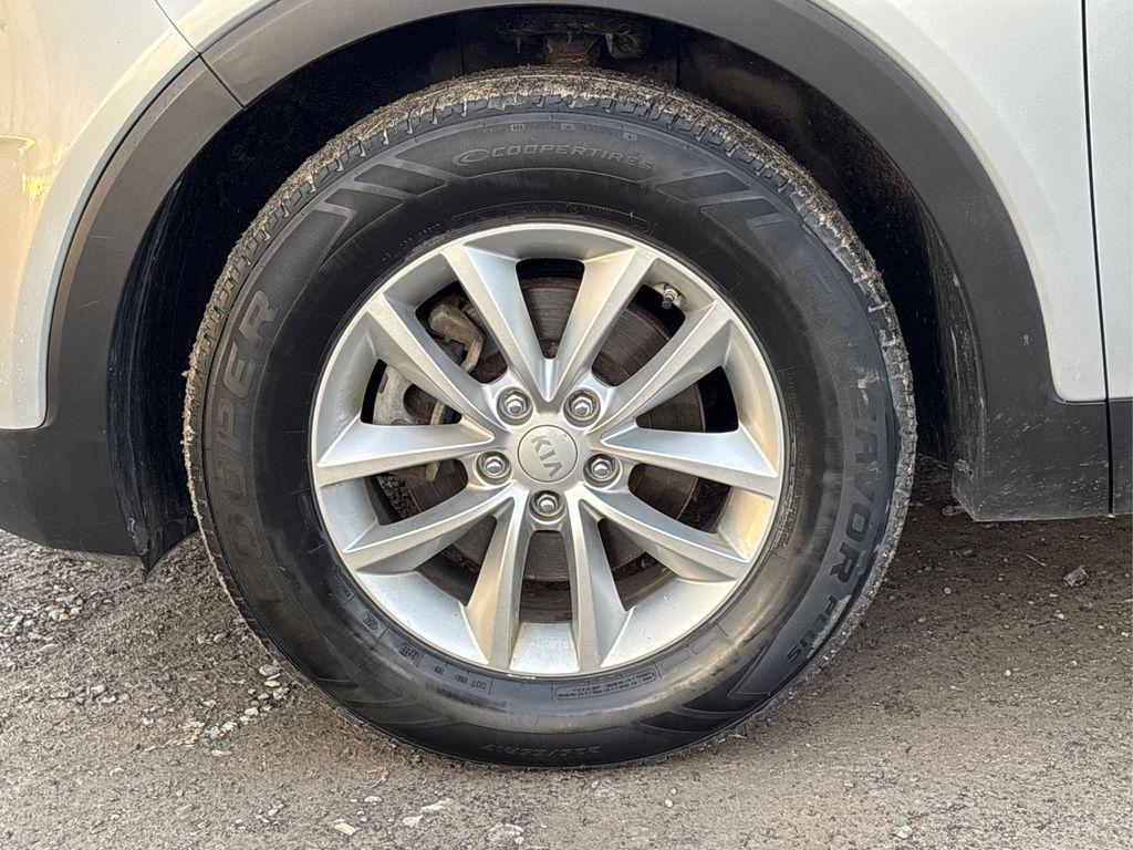 used 2016 Kia Sorento car, priced at $12,296