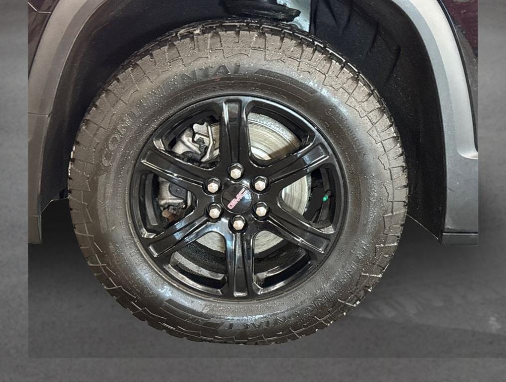 used 2023 GMC Acadia car, priced at $33,567