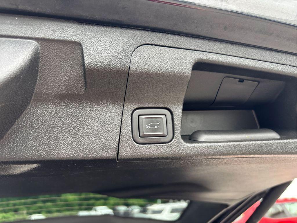 used 2023 GMC Acadia car, priced at $24,476