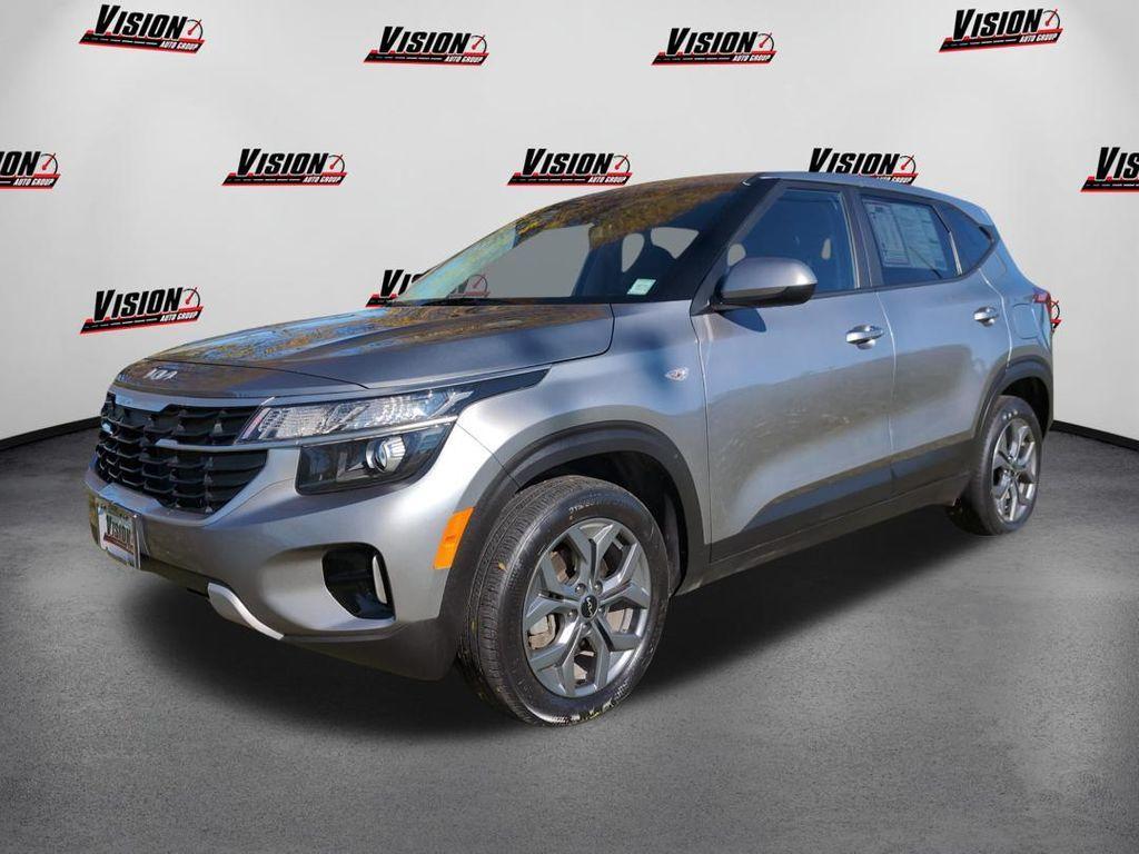 used 2024 Kia Seltos car