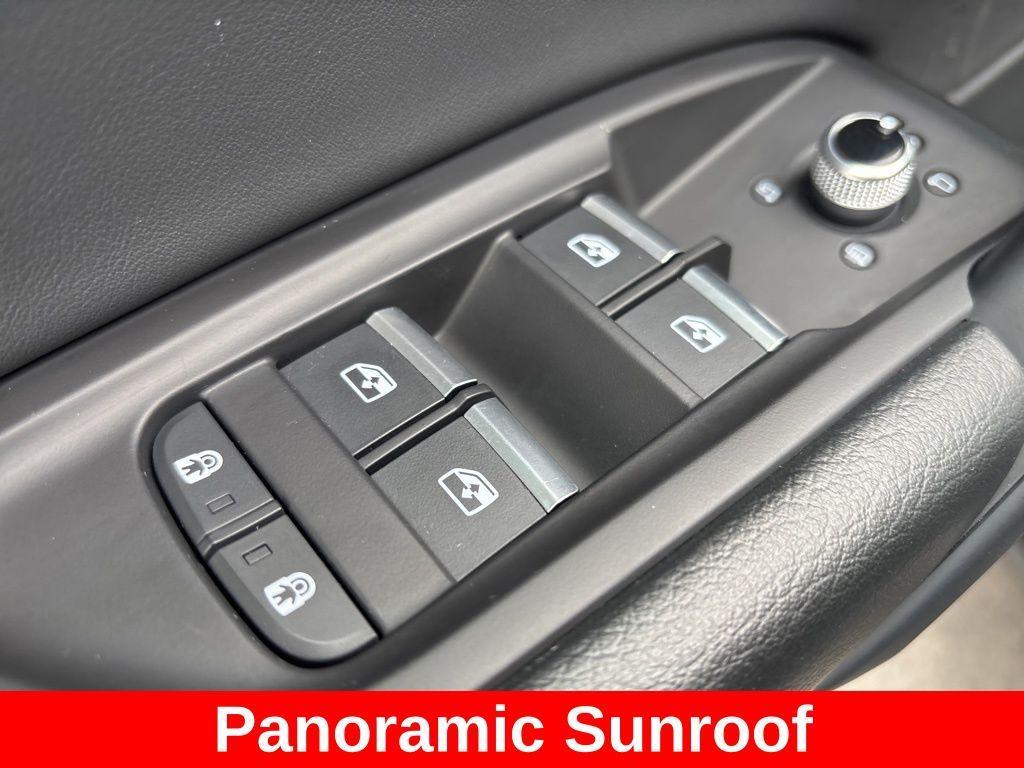 used 2025 Audi Q5 car, priced at $36,211