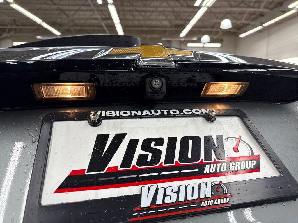 used 2023 Chevrolet Traverse car, priced at $30,413