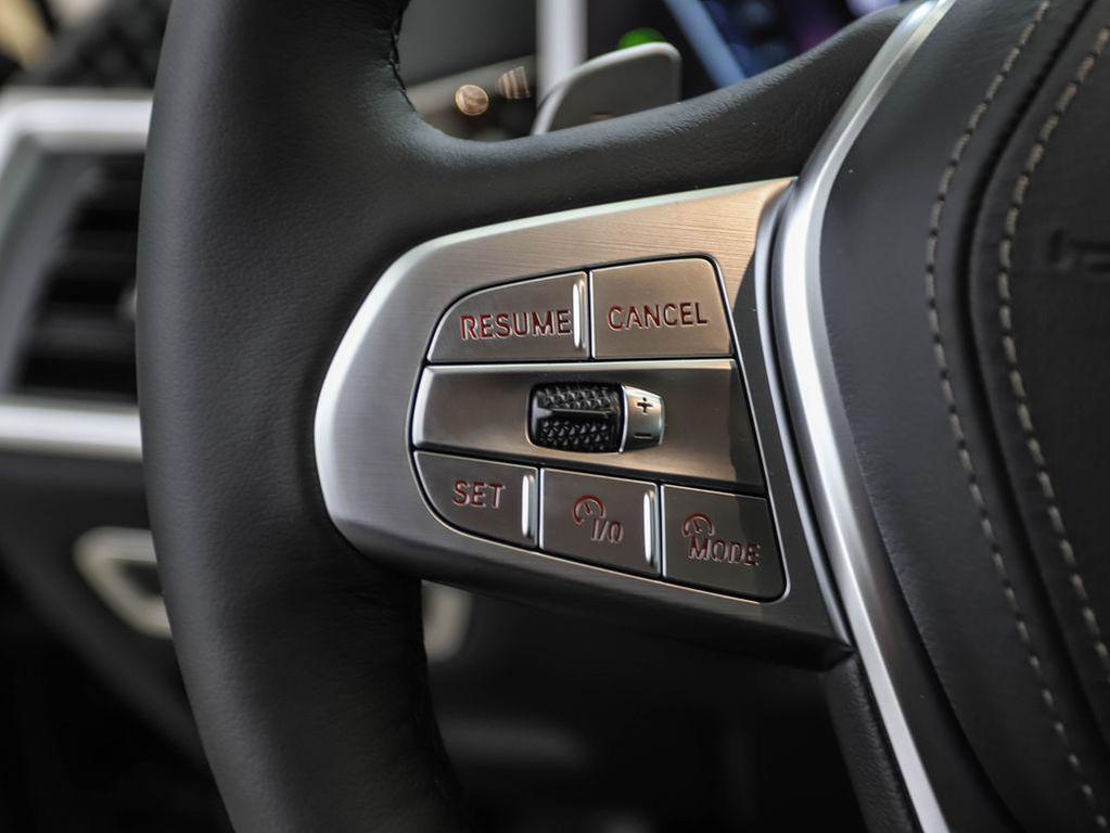 new 2026 BMW X7 car, priced at $92,100