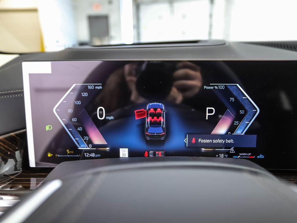 new 2026 BMW X7 car, priced at $92,100