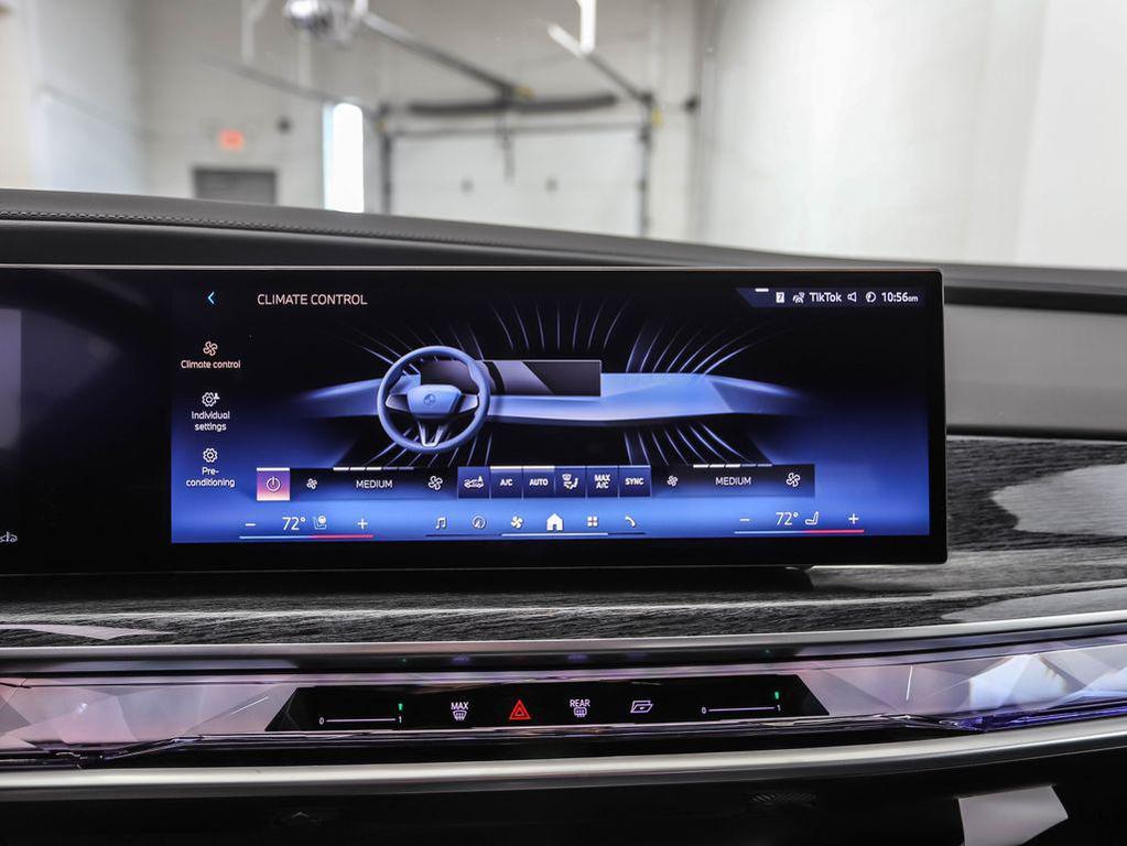 used 2025 BMW 760 car, priced at $138,625