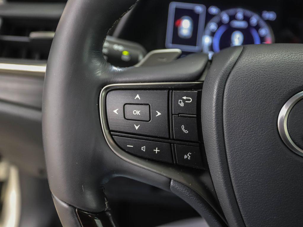 used 2019 Lexus ES 350 car, priced at $29,490