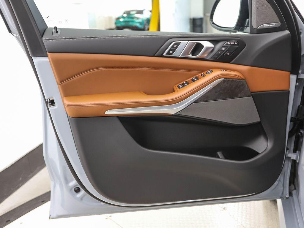 new 2026 BMW X7 car, priced at $99,115
