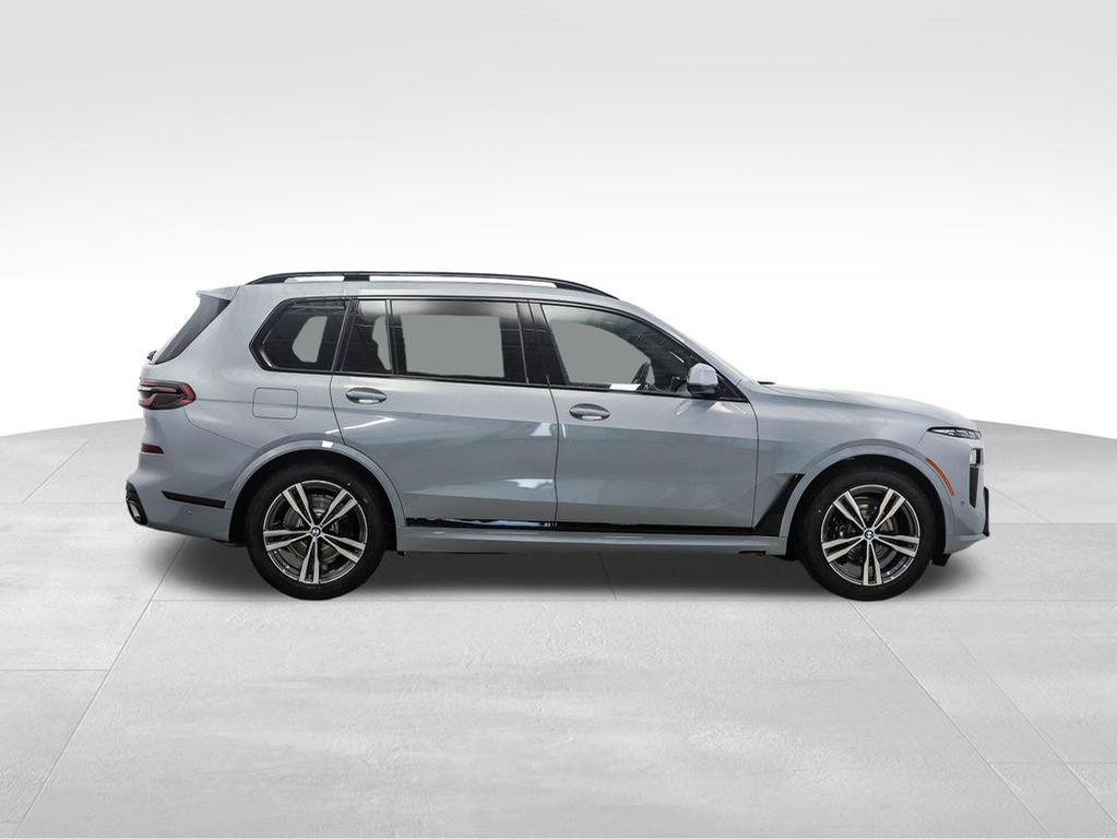 new 2026 BMW X7 car, priced at $101,985
