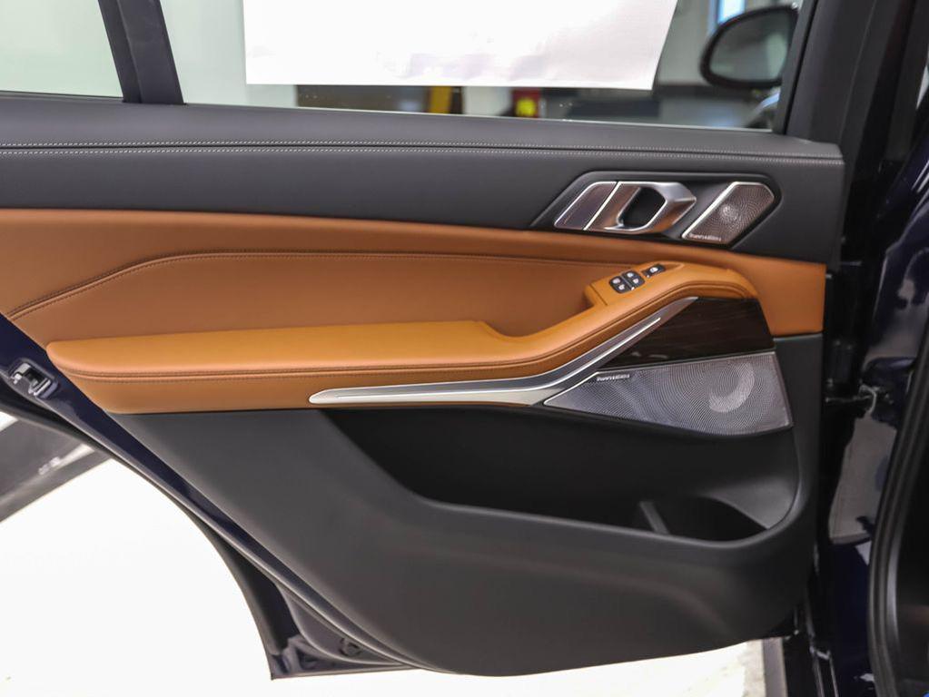 new 2026 BMW ALPINA XB7 car, priced at $163,075