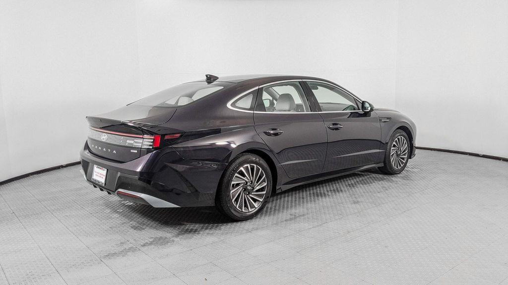 used 2024 Hyundai Sonata Hybrid car, priced at $21,499