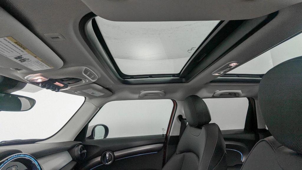 used 2022 MINI Hardtop car, priced at $20,999