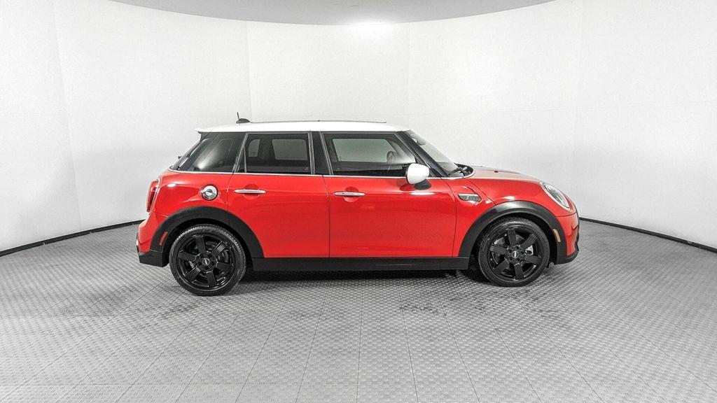 used 2022 MINI Hardtop car, priced at $20,999