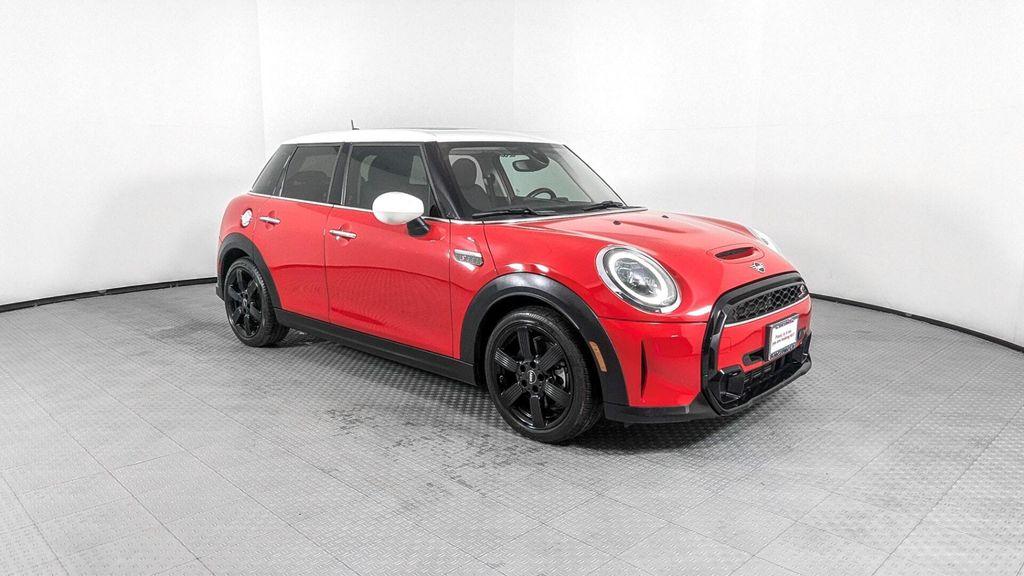 used 2022 MINI Hardtop car, priced at $20,999
