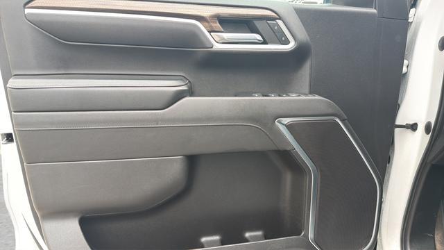 used 2022 Chevrolet Silverado 1500 car, priced at $32,611