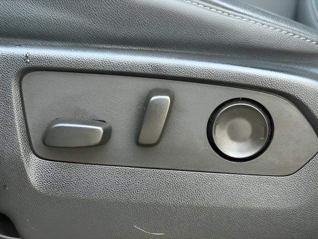 used 2024 Chevrolet Tahoe car, priced at $60,251