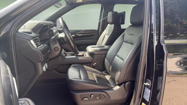 used 2021 GMC Yukon XL car, priced at $44,637
