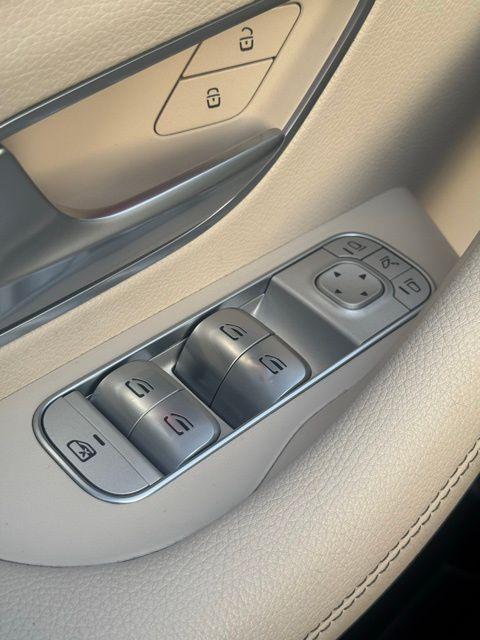 used 2024 Mercedes-Benz GLE 350 car, priced at $52,998