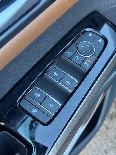 new 2025 Nissan Pathfinder car, priced at $44,344