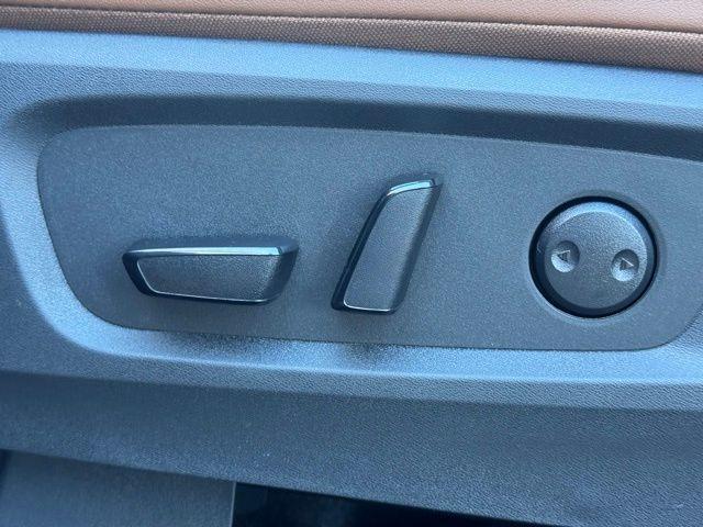 new 2025 Nissan Pathfinder car, priced at $44,344