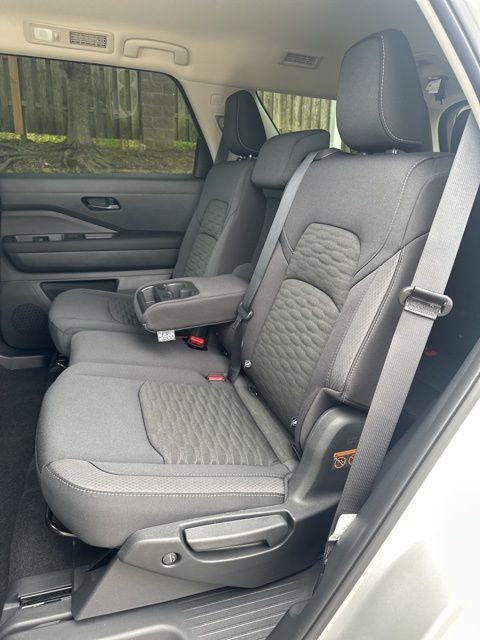 new 2025 Nissan Pathfinder car, priced at $35,491