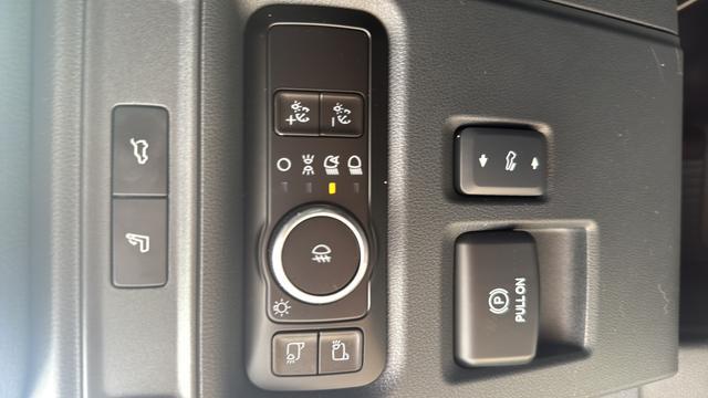 used 2023 Ford Expedition car, priced at $48,949