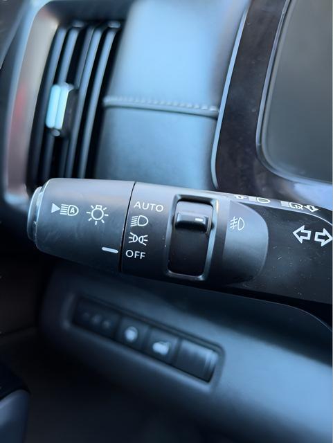 used 2022 Nissan Pathfinder car, priced at $29,588