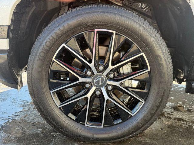 used 2024 Lexus GX 550 car, priced at $77,747