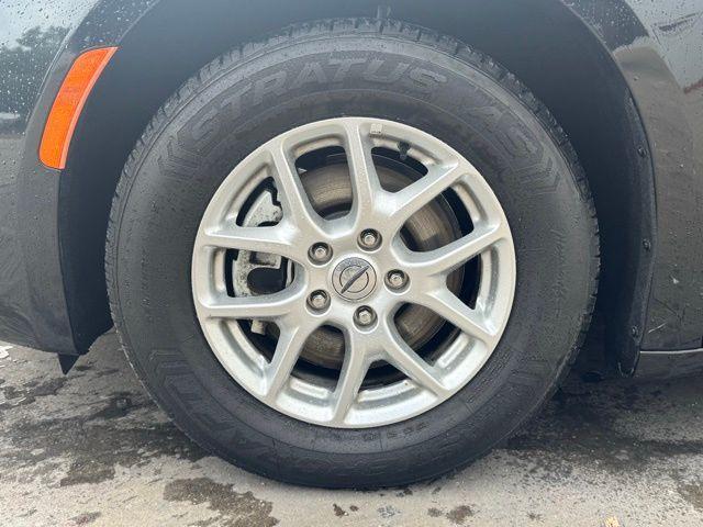 used 2022 Chrysler Voyager car