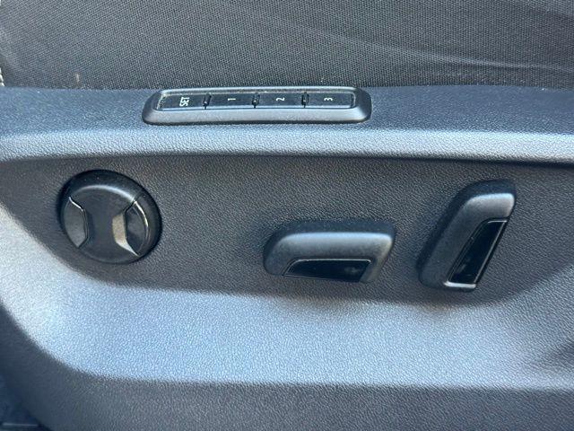 used 2023 Volkswagen Atlas car, priced at $26,364