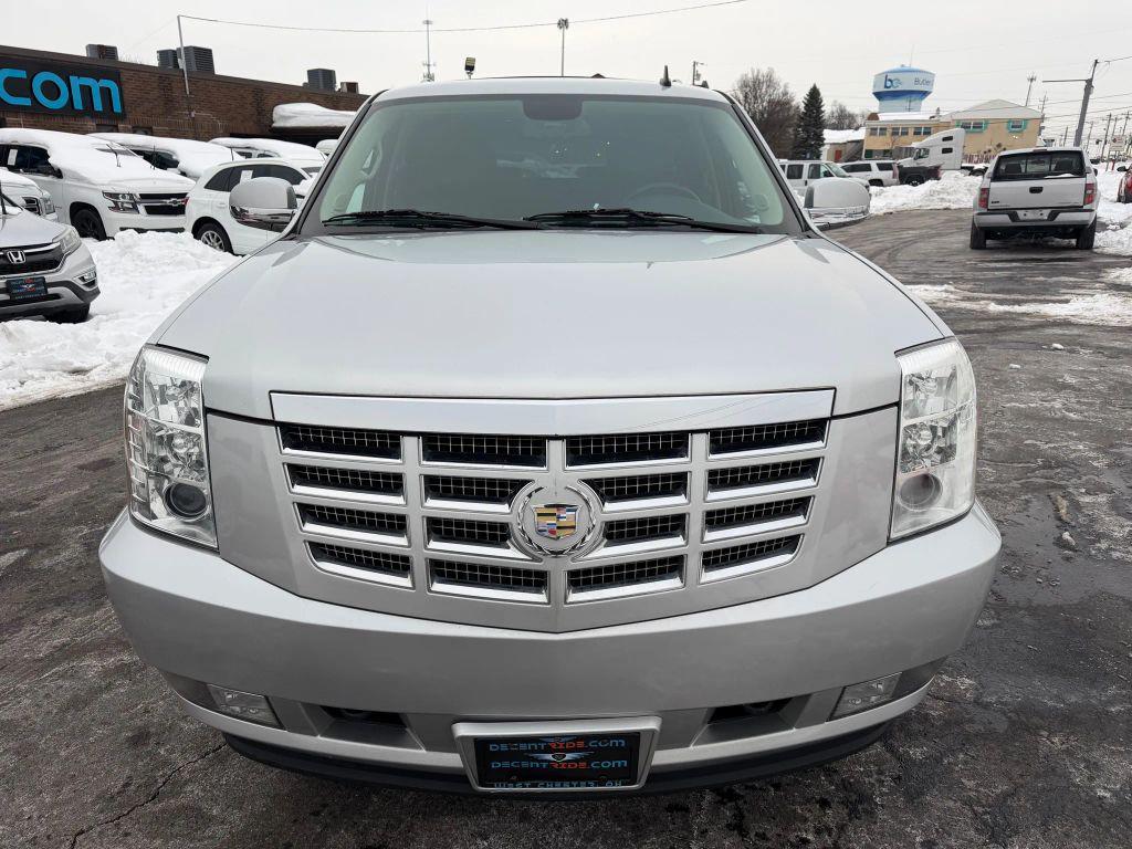 used 2012 Cadillac Escalade car, priced at $14,777
