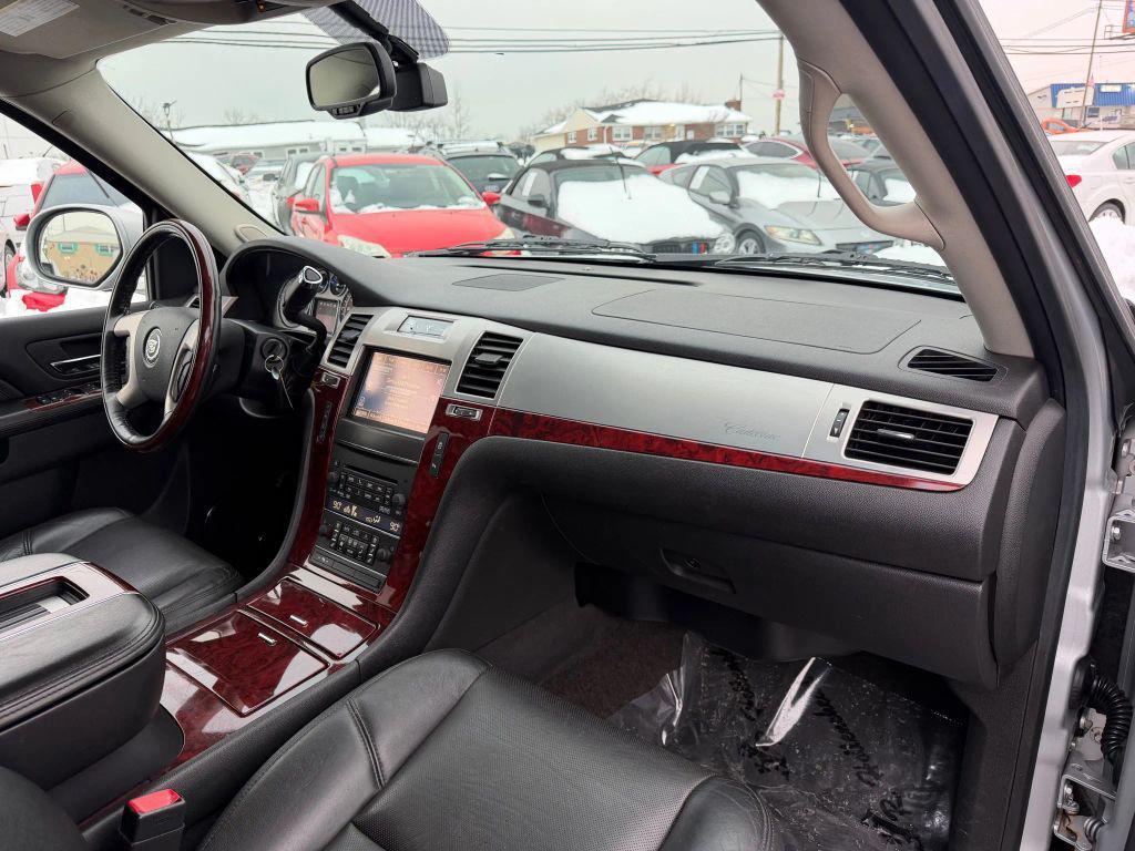 used 2012 Cadillac Escalade car, priced at $14,777