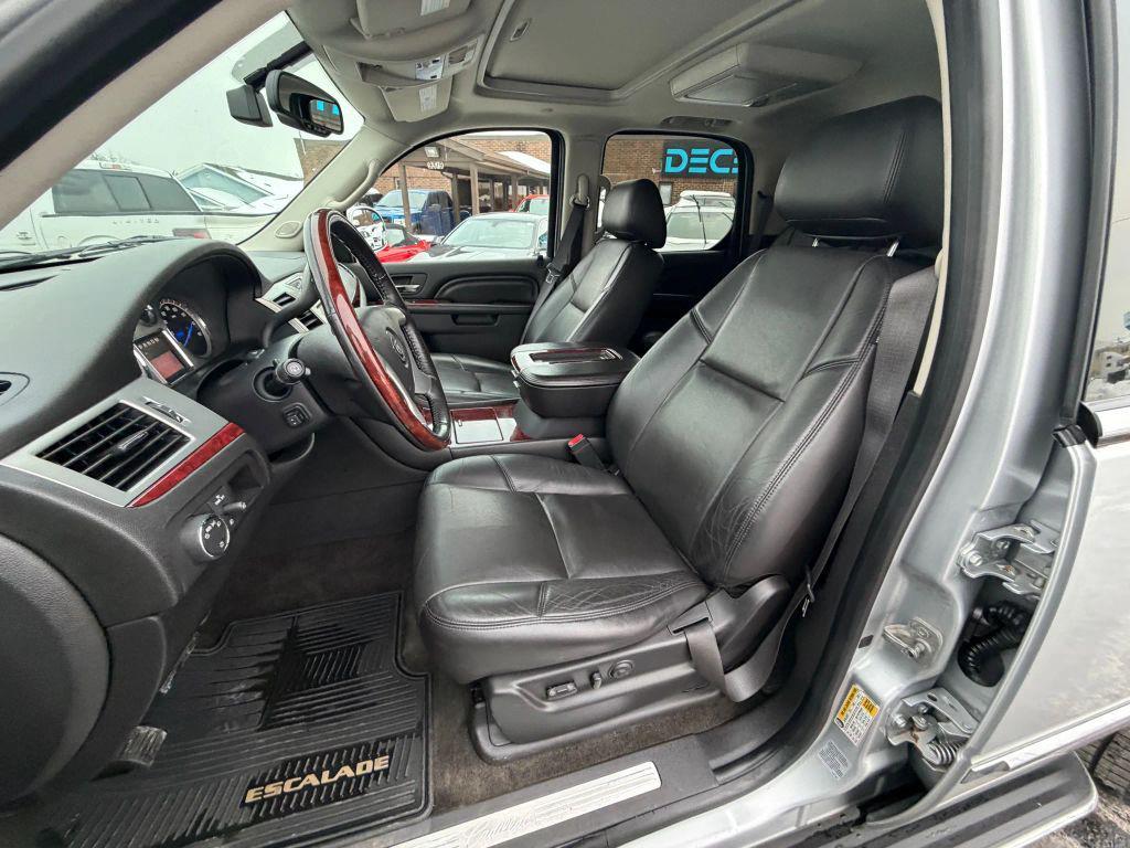 used 2012 Cadillac Escalade car, priced at $14,777