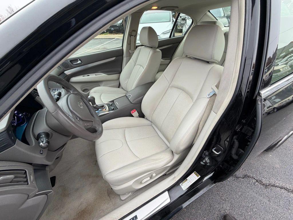 used 2015 INFINITI Q40 car, priced at $9,990