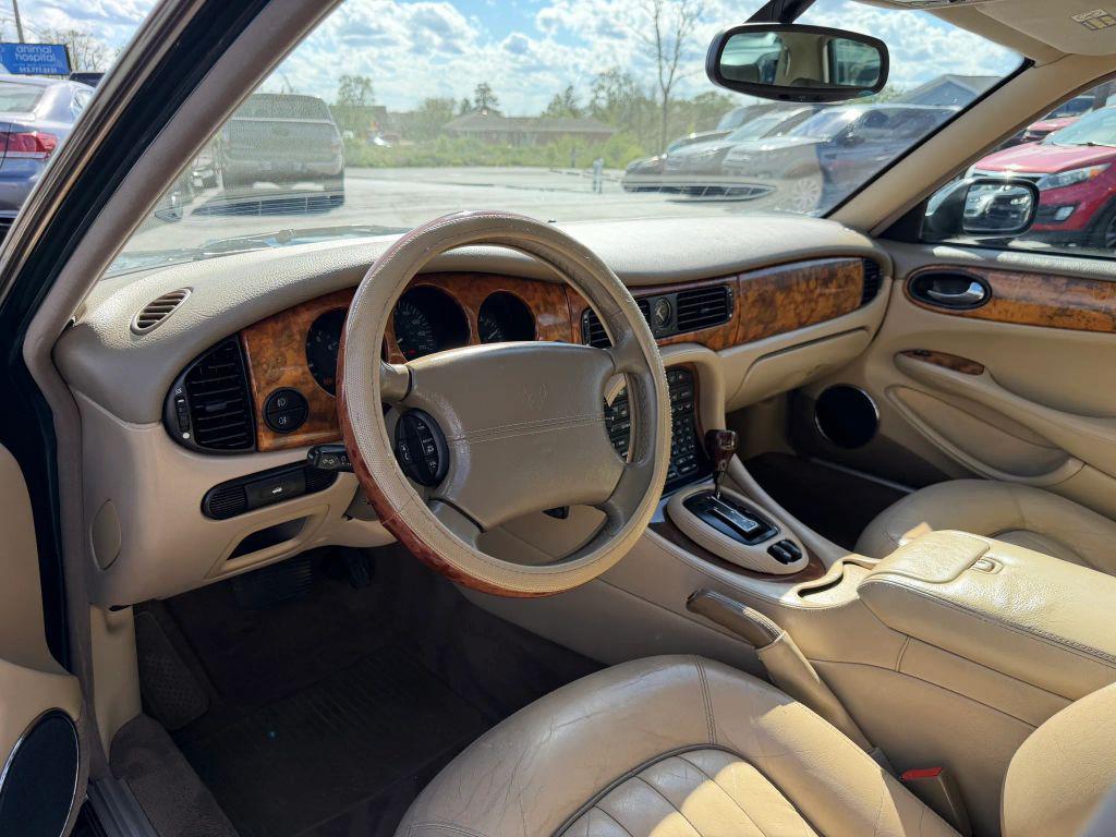 used 2001 Jaguar XJ8 car, priced at $7,790
