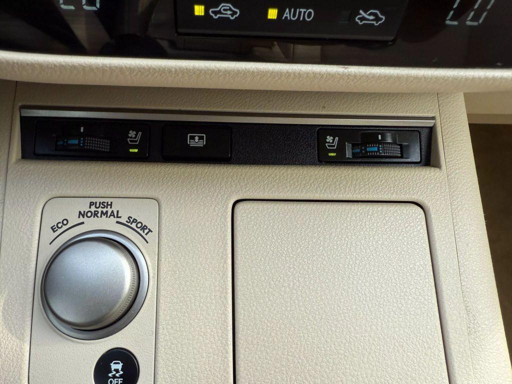 used 2013 Lexus ES 350 car, priced at $8,990