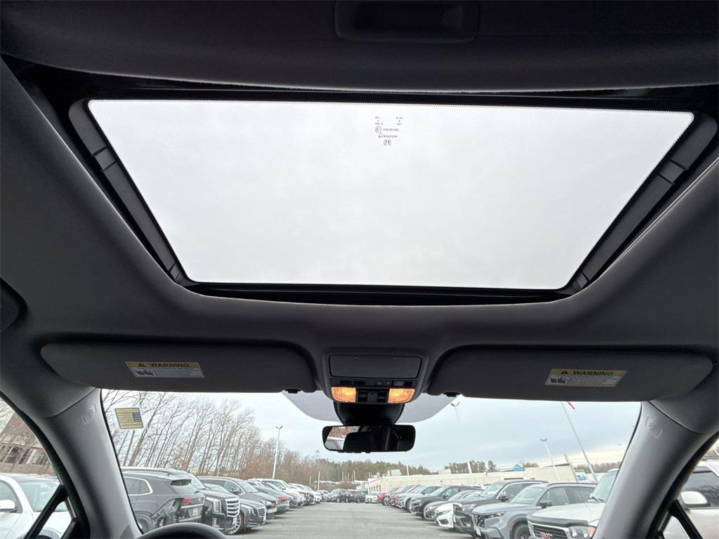 used 2024 Honda Odyssey car, priced at $34,946