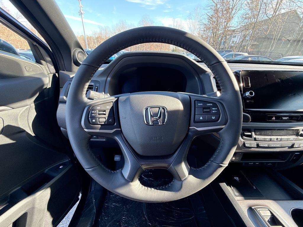 new 2026 Honda Ridgeline car, priced at $39,952