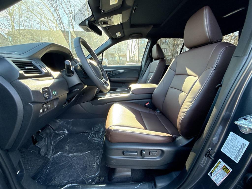 new 2026 Honda Ridgeline car, priced at $39,952