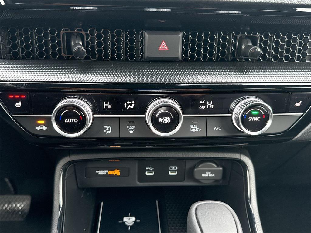 new 2026 Honda CR-V Hybrid car, priced at $39,600