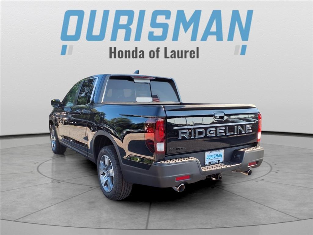 new 2025 Honda Ridgeline car, priced at $38,425